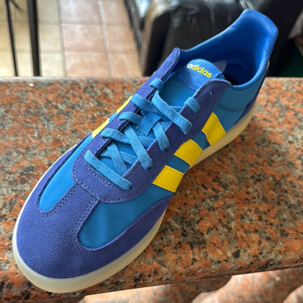 Adidas Men's Vibrant Blue and Yellow Sneakers